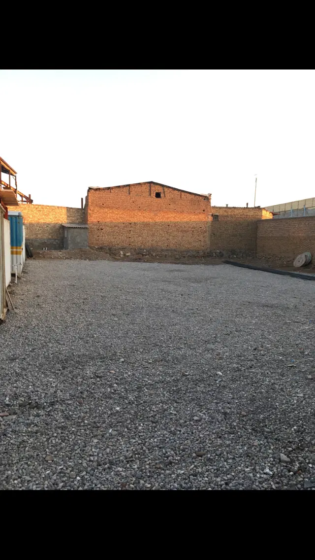 اجاره و رهن حیاط کارگاه ج مایان کوی شهریار۸۰۰ متر