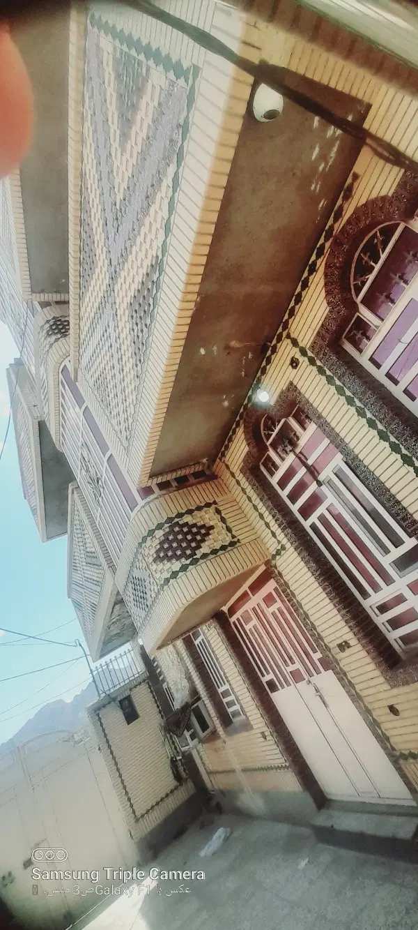 منزل ویلایی دو طبقه خاش خیابان سرباز