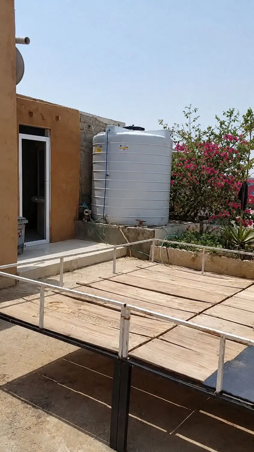 خانه‌باغ ۱۴۰۰ متری داخل بافت روستا نزدیک بندرگناوه