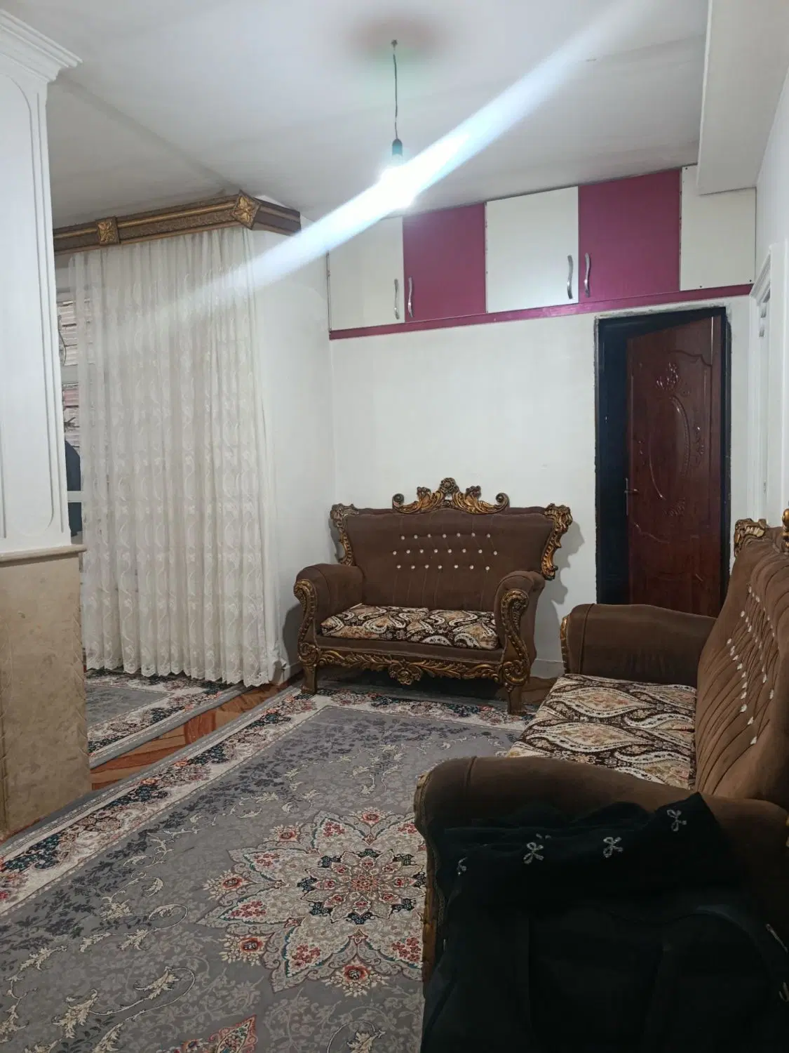 یک باب حیاط مسکونی دارای امتیاز کامل متراژ 65متر