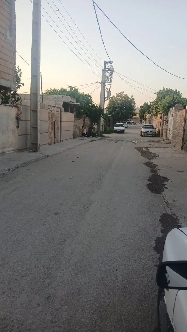 زمین کاربری دار سنددار