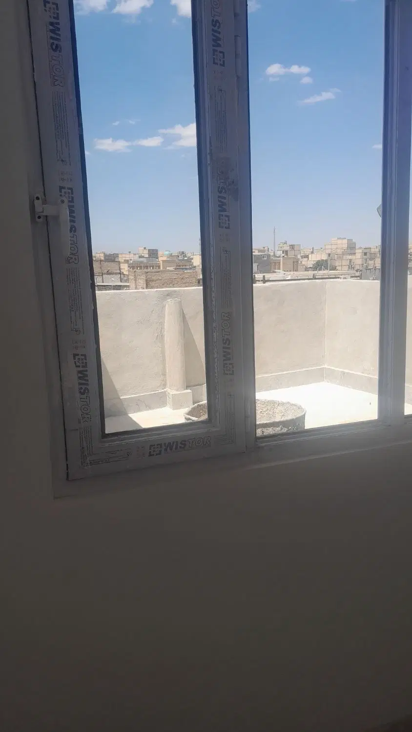 یک آپارتمان‌ دوبلکس ۱۰۰متر بنا