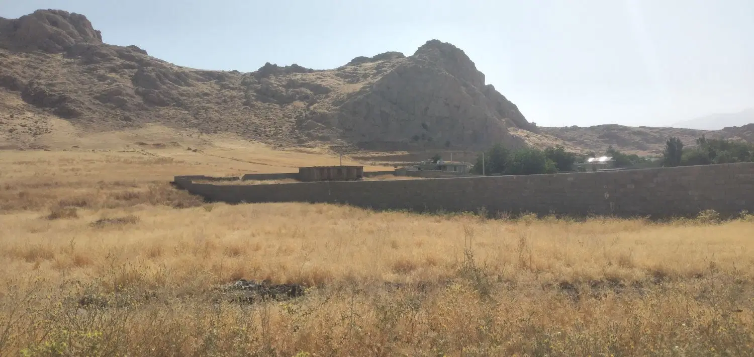 فروش زمین روستای طبرآباد جهت باغ با دیوار کشی