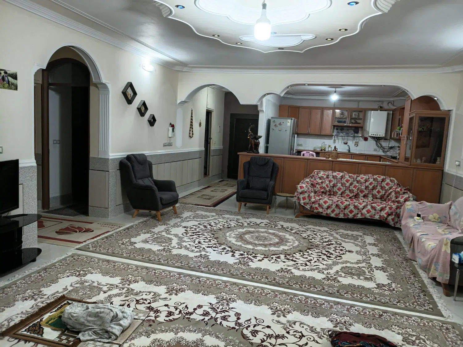 آپارتمان ۱۱۷متر جمهوری سیاوش پرواز