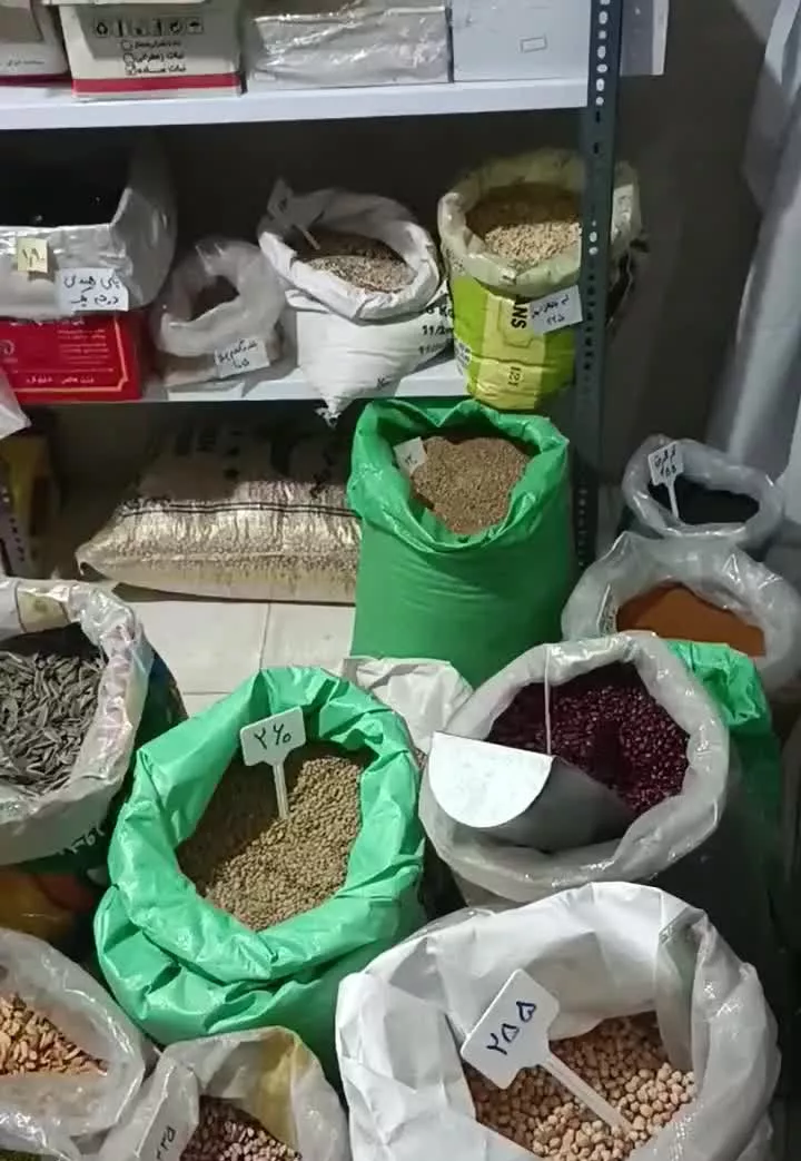 اجاره مغازه 18 متری یا واگزاری با وسایل