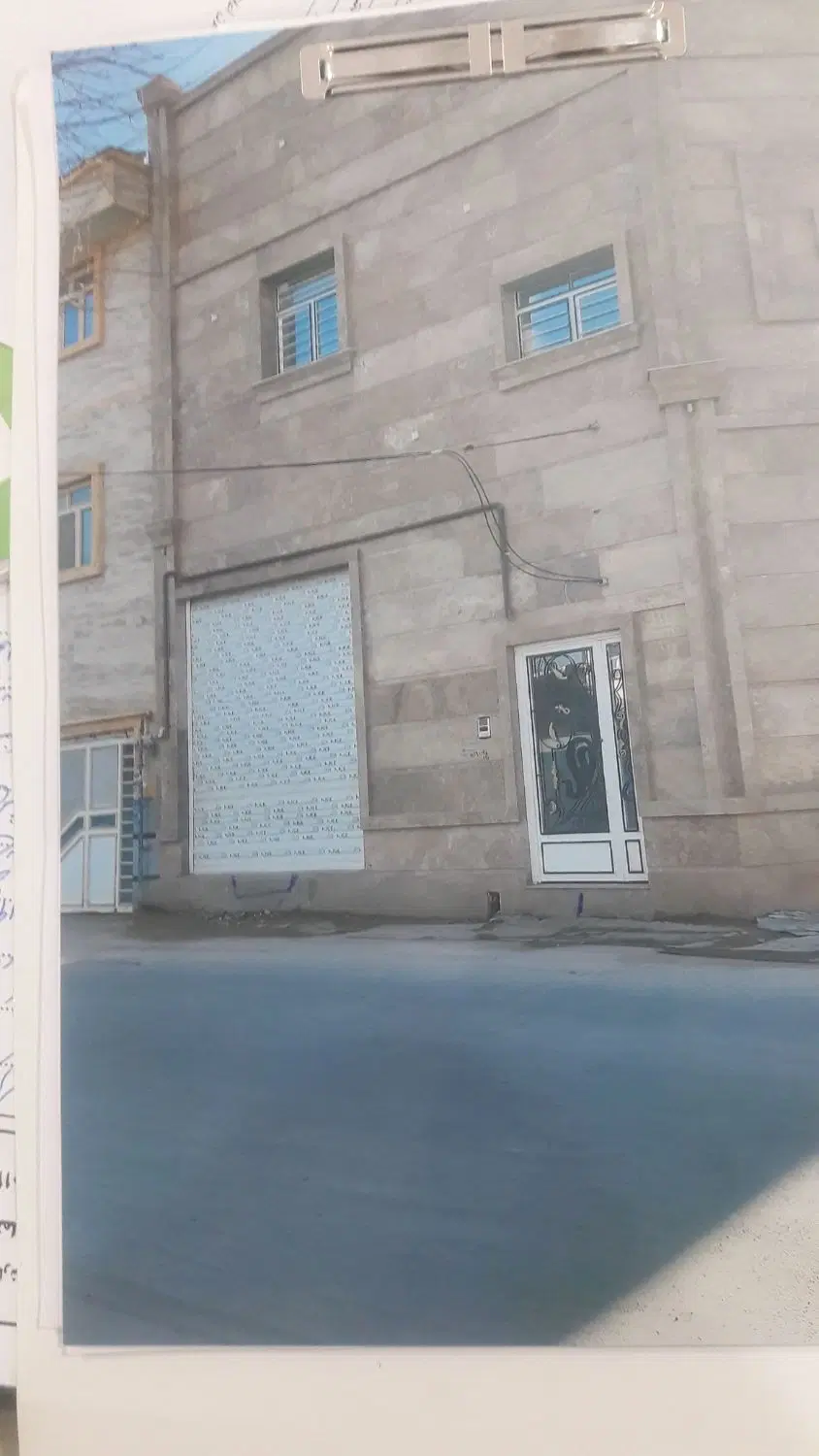 مغازه مورد استفاده برای انبار