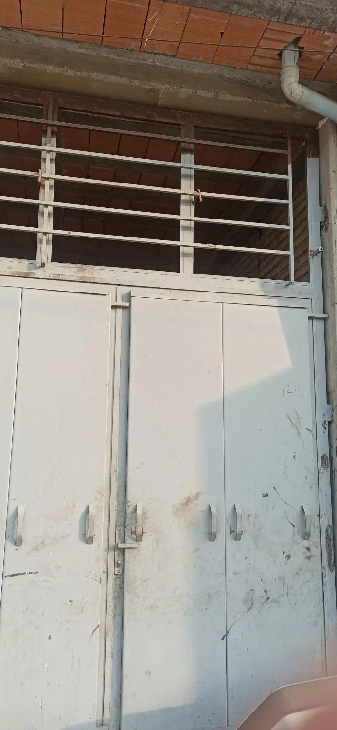 مغازه ۳۰ متری بابت انباری در گدم آباد
