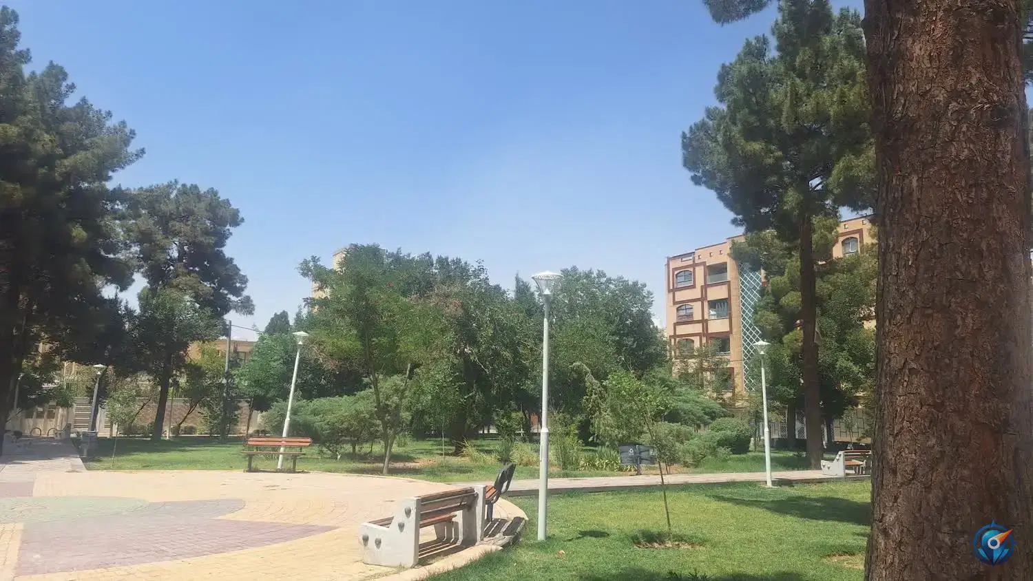 ۳۸۰ متر پلاک کلنگی تاپ لوکیشن کوچه لاله