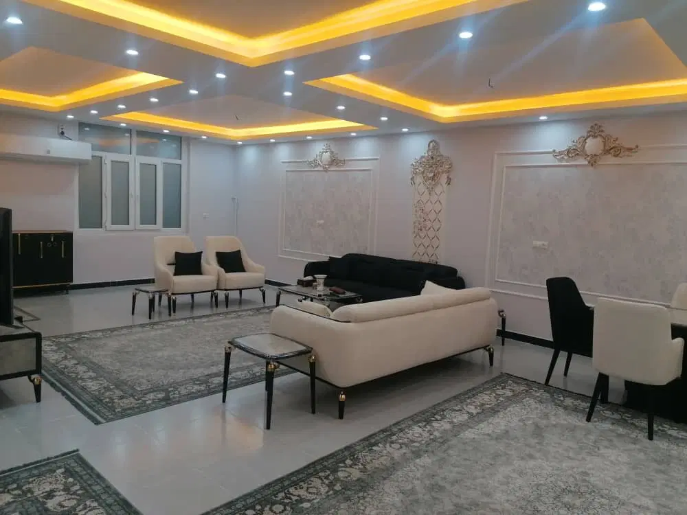 ۱۴۰ متر _ فروشنده قطعی _ قیمت کمتر از فی