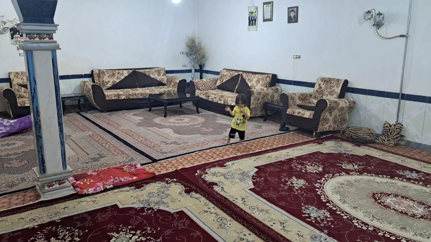 یک واحد ساختمان در محله زیرکمربندی کوچه دهم