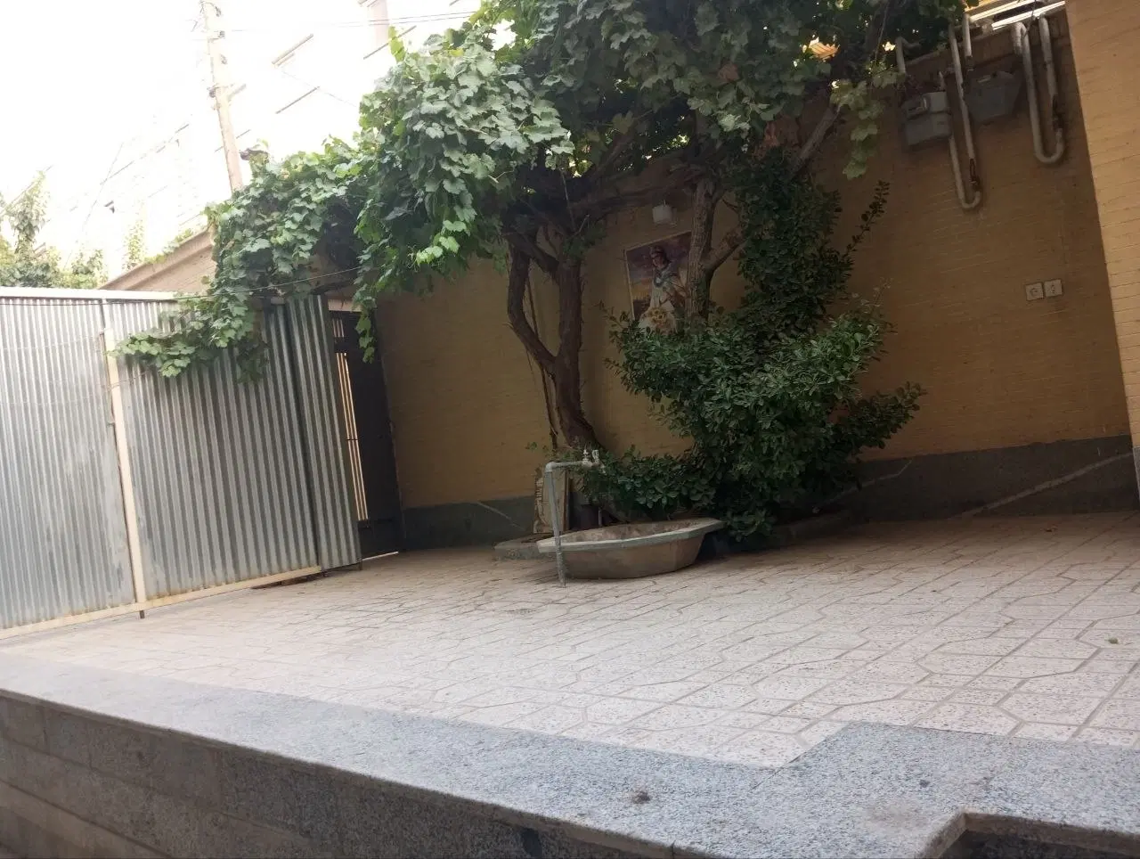 اجاره خانه حیاط‌دار