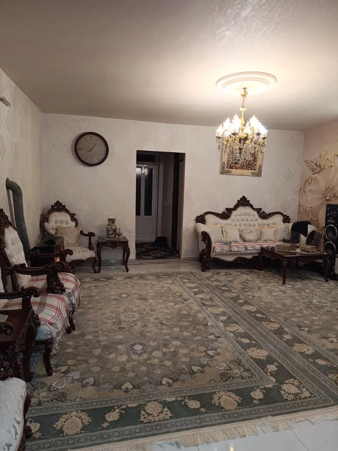 خانه ویلایی طبقه دوم    پشت ماشین شویی چیچک 85متر