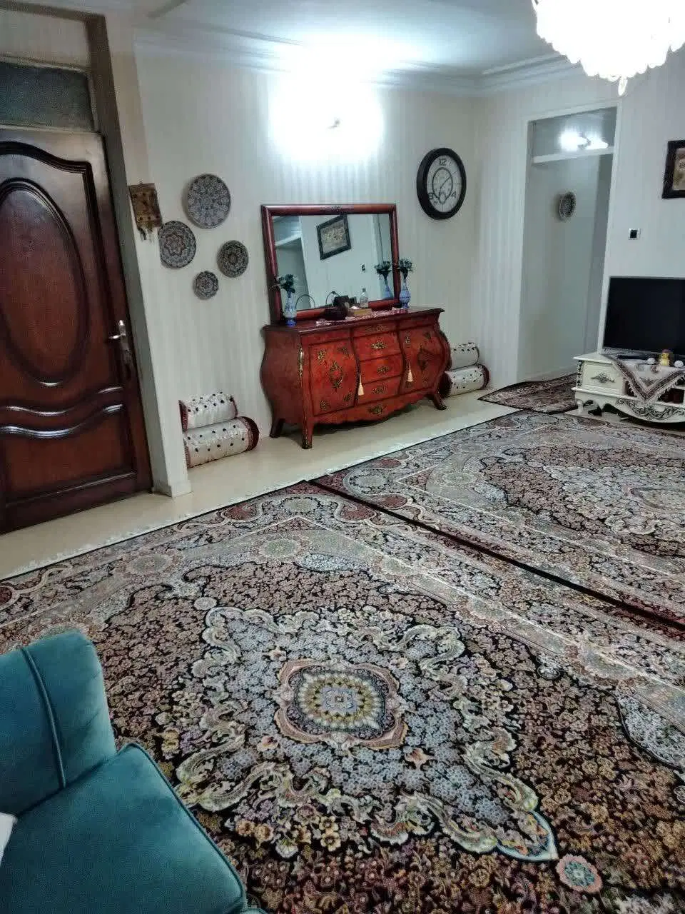 آپارتمان 76 متری _ 2 خوابه _ پارکینگ _ انباری