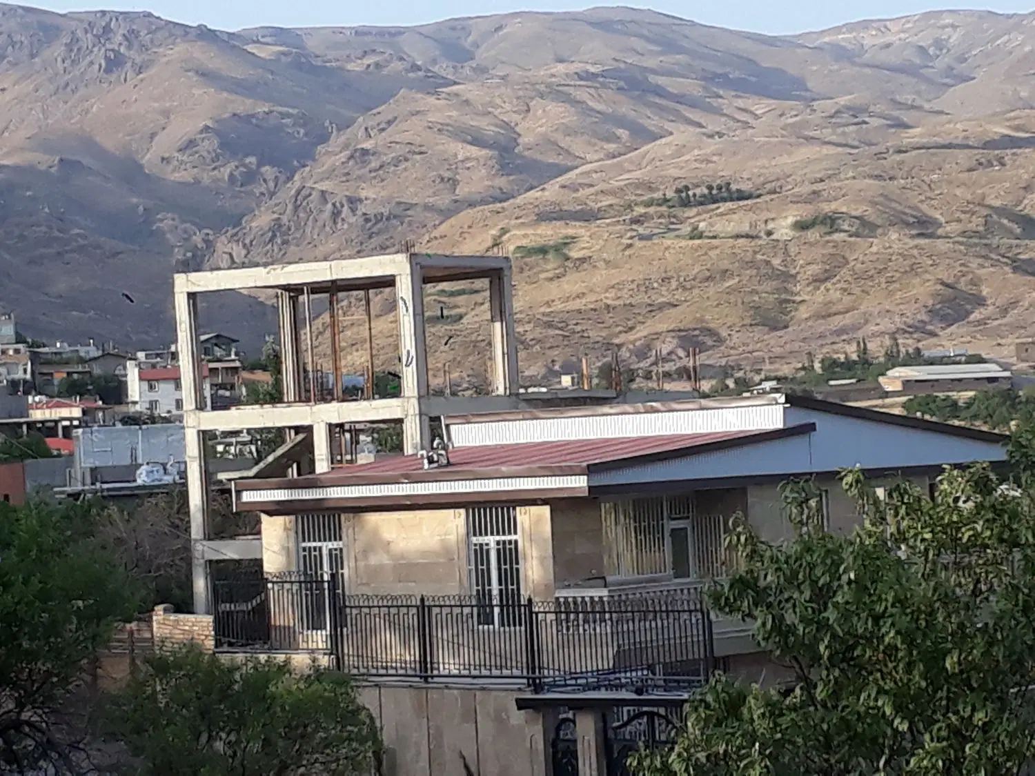 فروش  ویلا  نمیه کلره