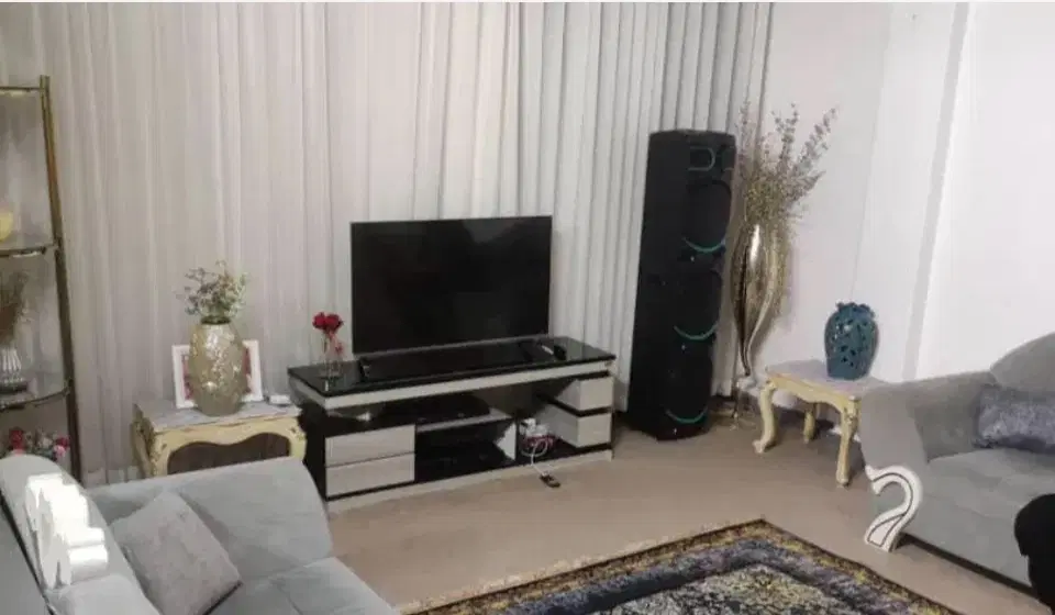 رهن و اجاره واحد مسکونی نیمه دربست