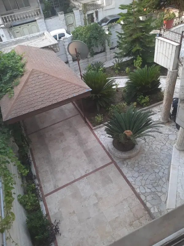 دوطبقه ساختمان  ۳۲۰ متر زمین