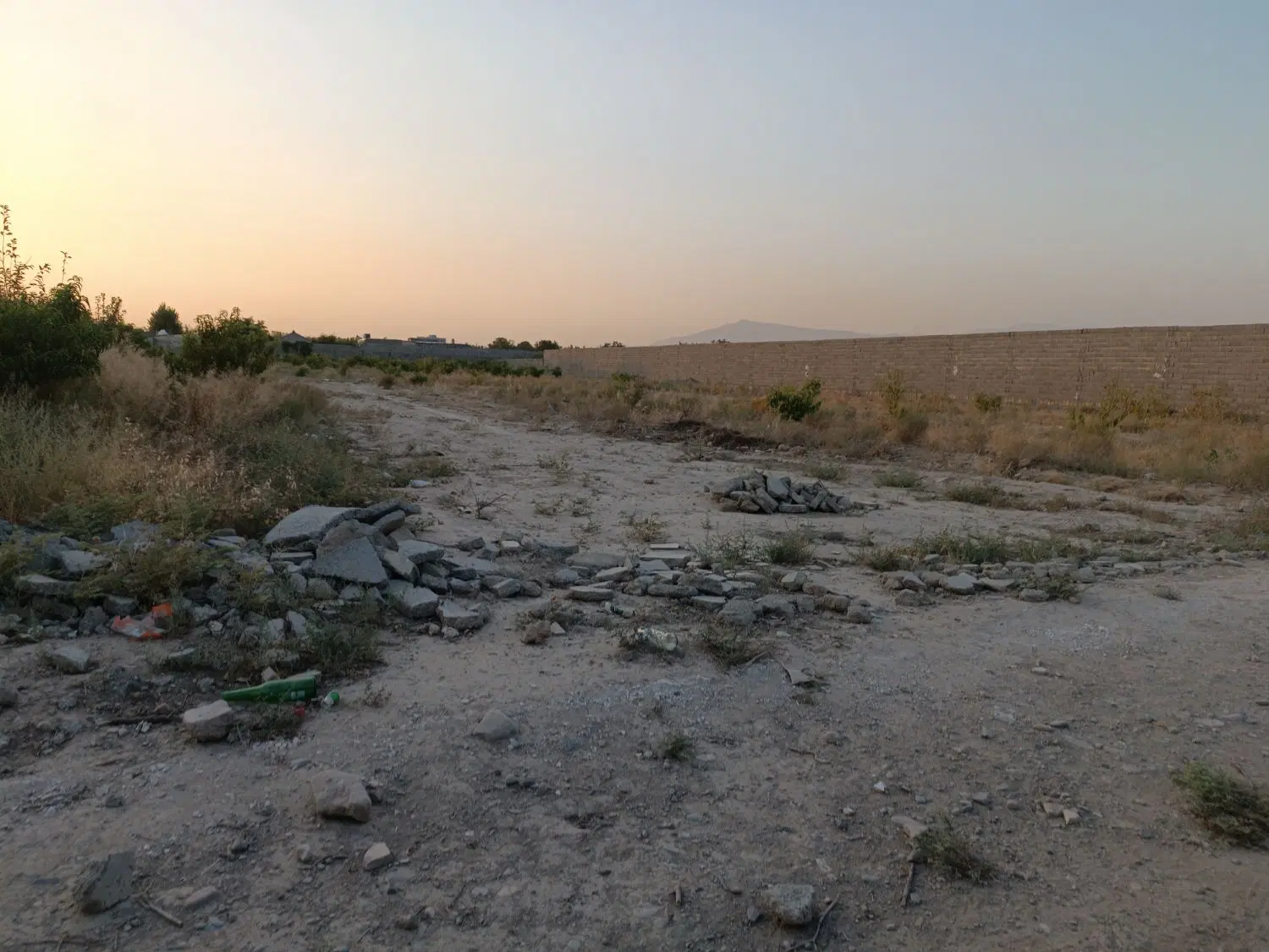 زمین کشاورزی با کاربری گلخانه