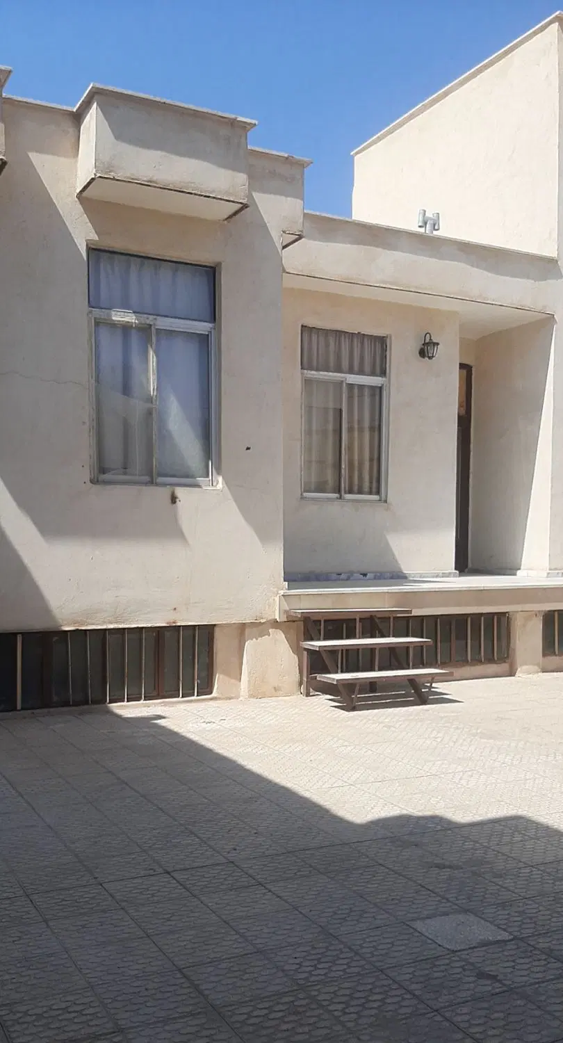 اجاره یک باب منزل مسکونی