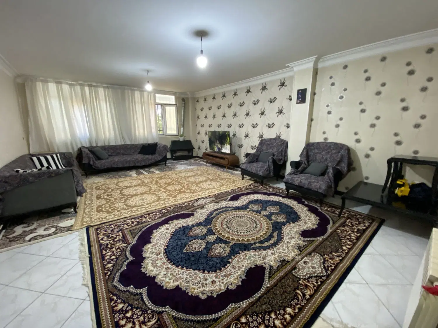 فروش ۹۲ متر سنددار _ پارکینگ سندی _ تمیز بدون خرج