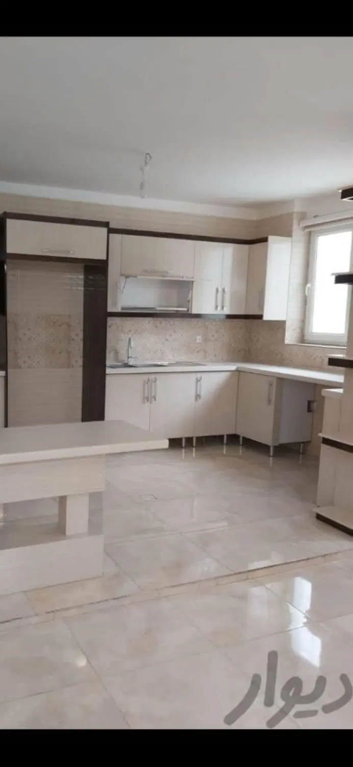 اجاره ویلای دونبش جنوبی مشرف به میدان ولیعصر