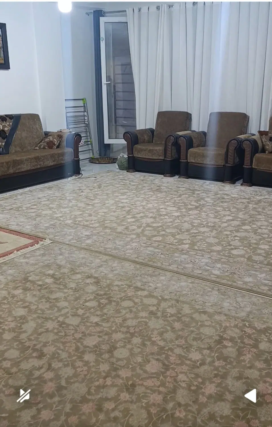 فروش واحد سه خواب تک واحدی حیاط دارفرزانگان