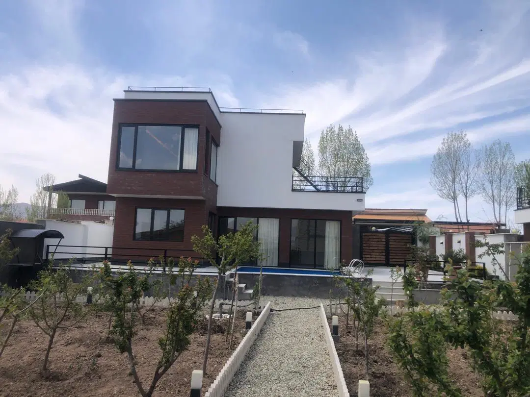 آبسرد دماوند_۵۰۰متر باغ۱۸۰متر ویلای مدرن_سندتک برگ