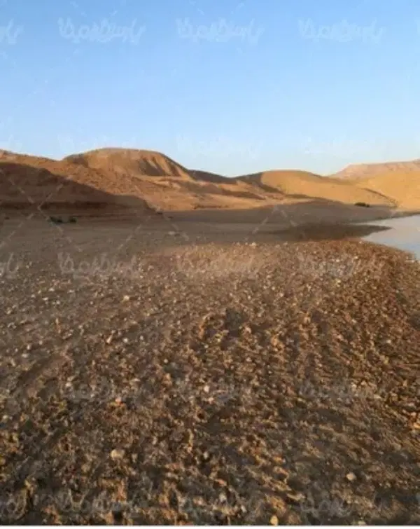 زمین سیادک