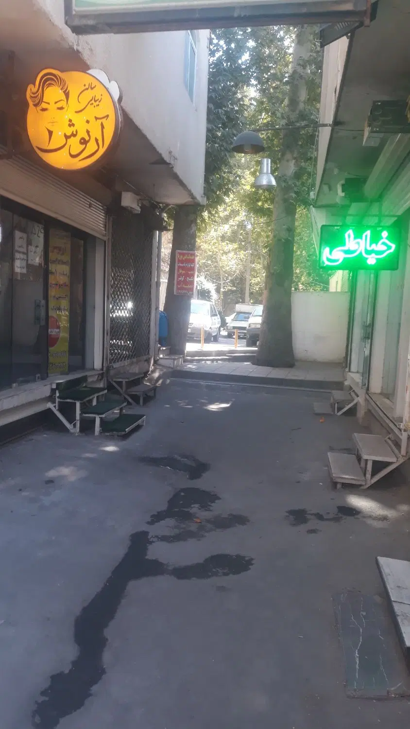 مغازه ۳۰متری پاخورداربازار حسین آباد