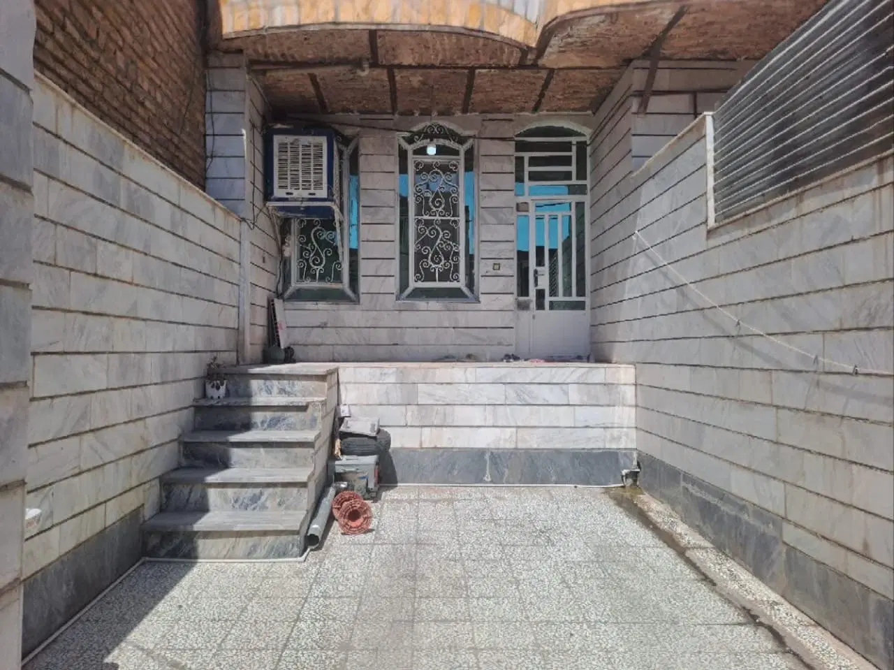 همکف 120 متری در خیابان 60 متری
