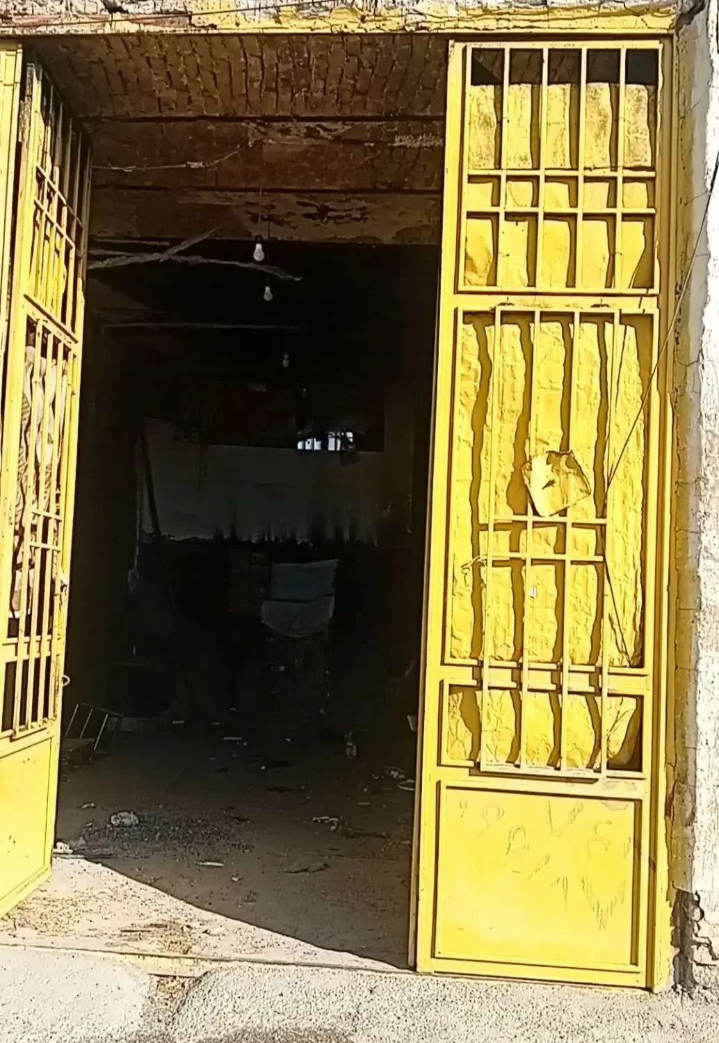 مغازه حاشیه جاده سنتو