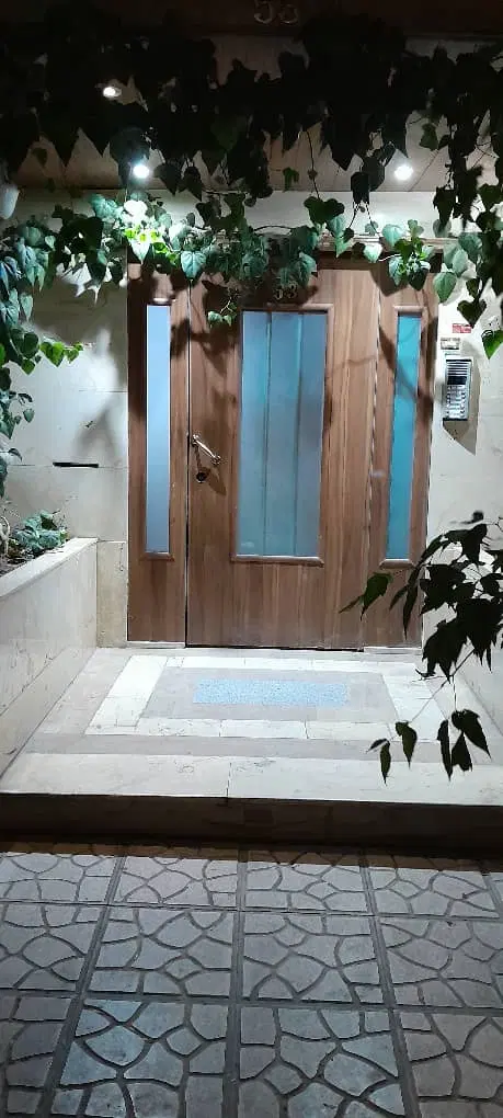 84 متر  رو به آفتاب