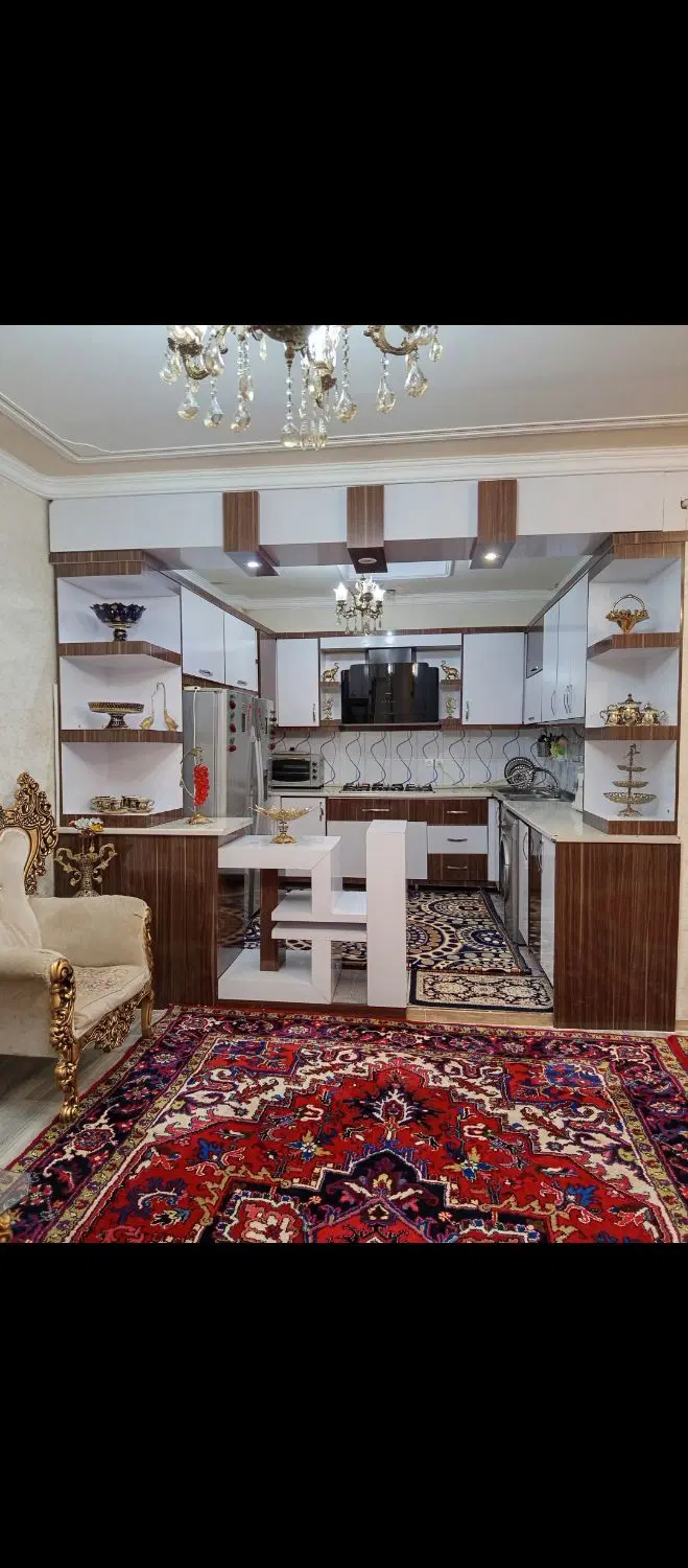 آپارتمان دو طبقه در حجتی