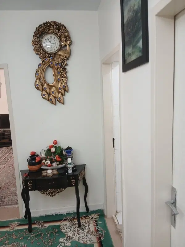 همخونه موجه و سالم میپذیرم(فرمانیه)