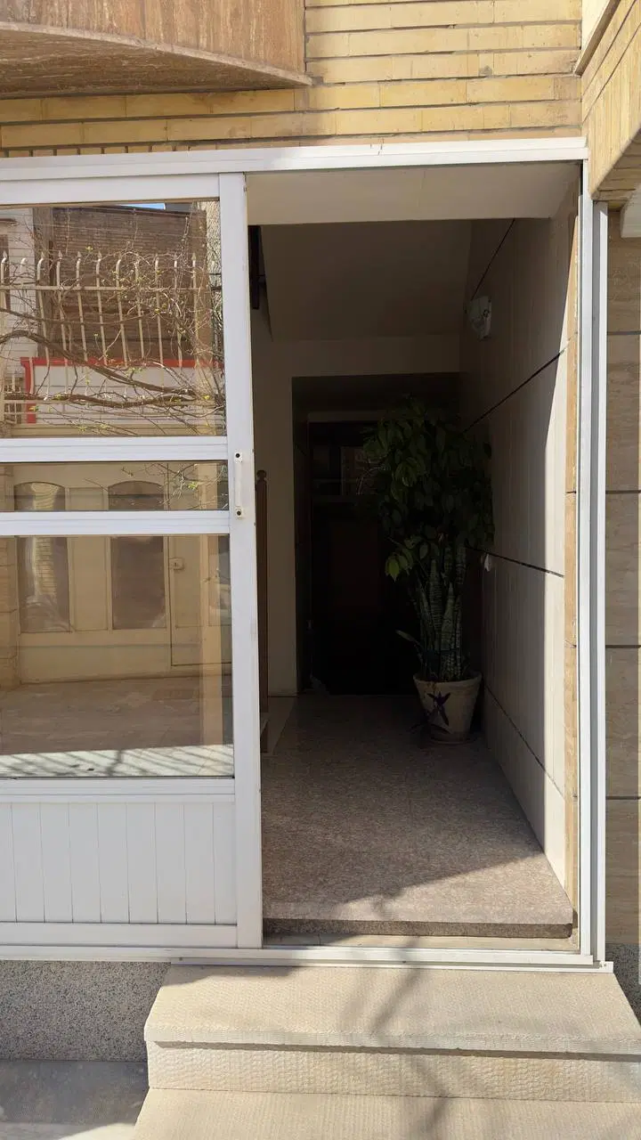 دو خوابه نزدیک نقش جهان