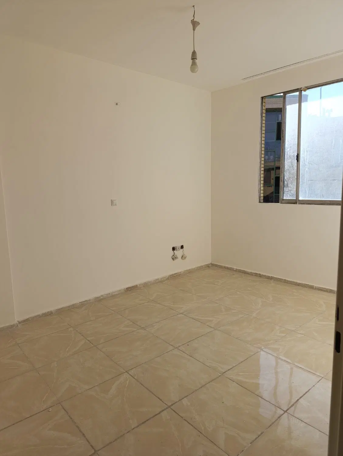 75متر اندیشه 76