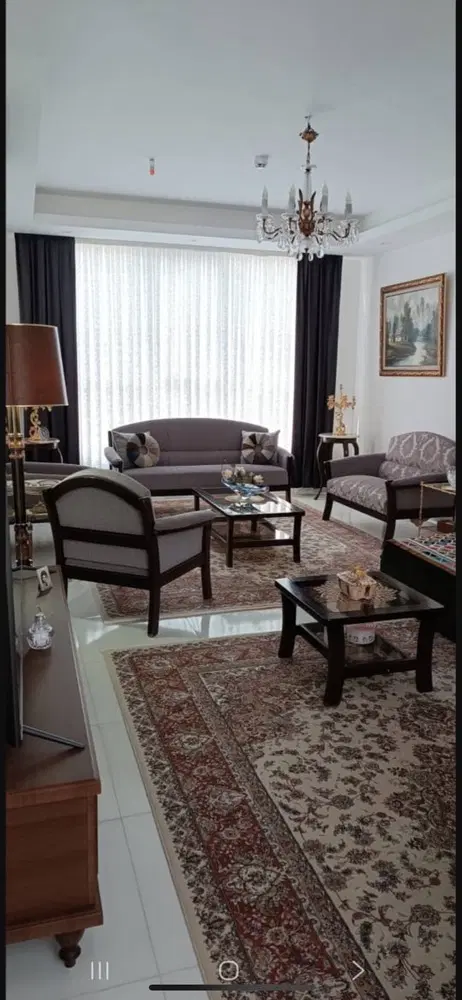 واحد ۹۰ متری نوساز