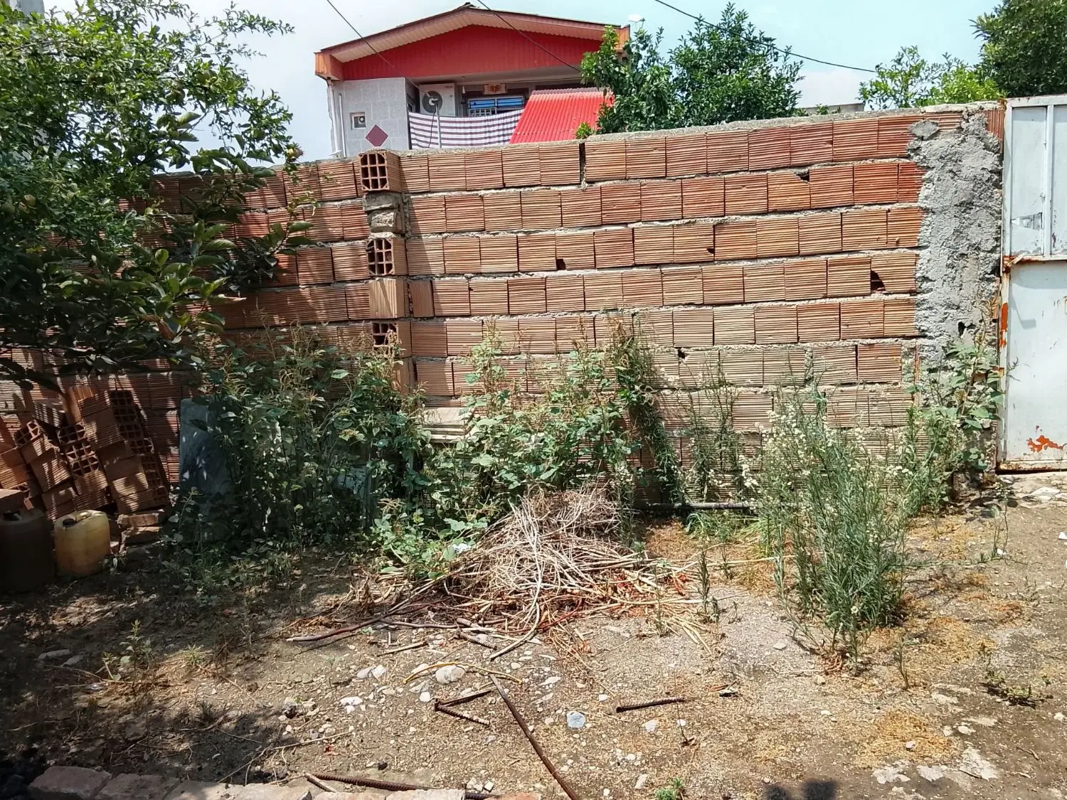 زمین مسکونی قرق فرهنگ ۹