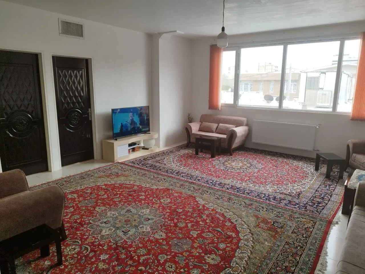 آپارتمان خیابان لاله جنوبی