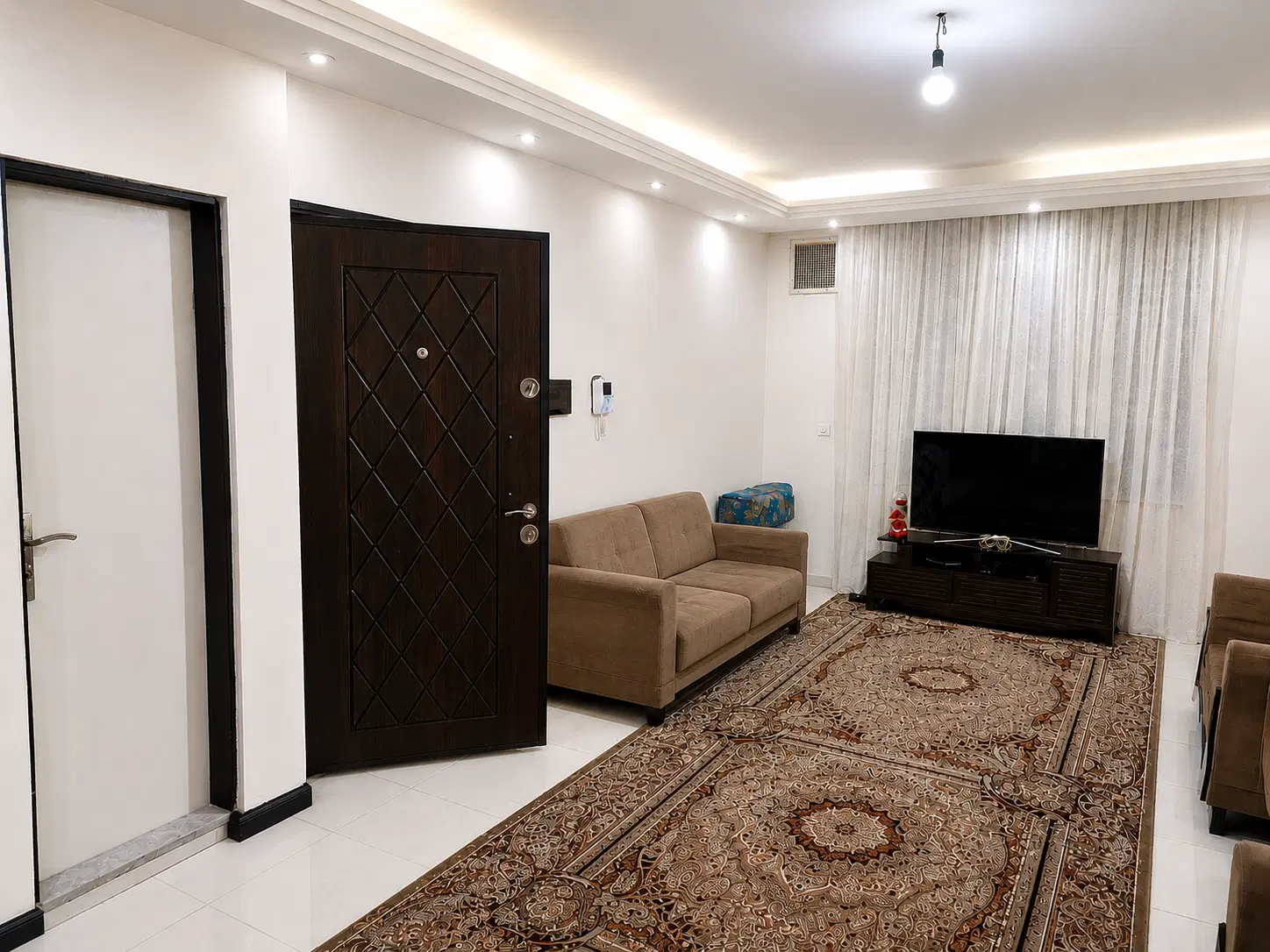 اجاره مسکونی ۵۵ متری طبقه همکف