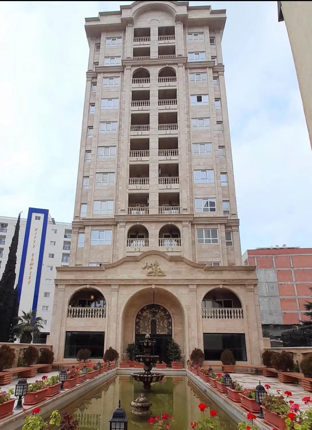 برج باغ خانه شرقی