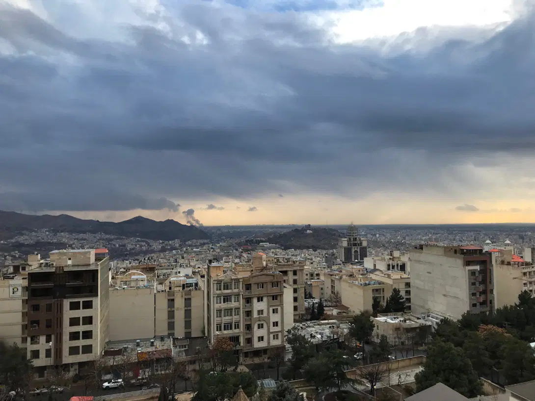 ۳۰۰ متر ویلایی بافت فرسوده خیابان مظاهری