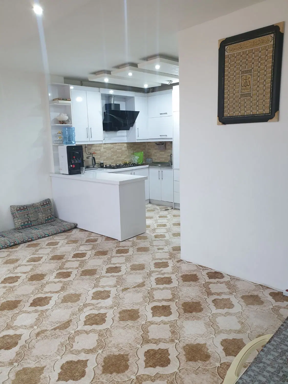 اپارتمان دو خوابه لوکس و تمیز