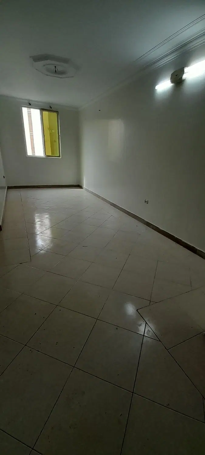 ۷۷متری تخلیه فول