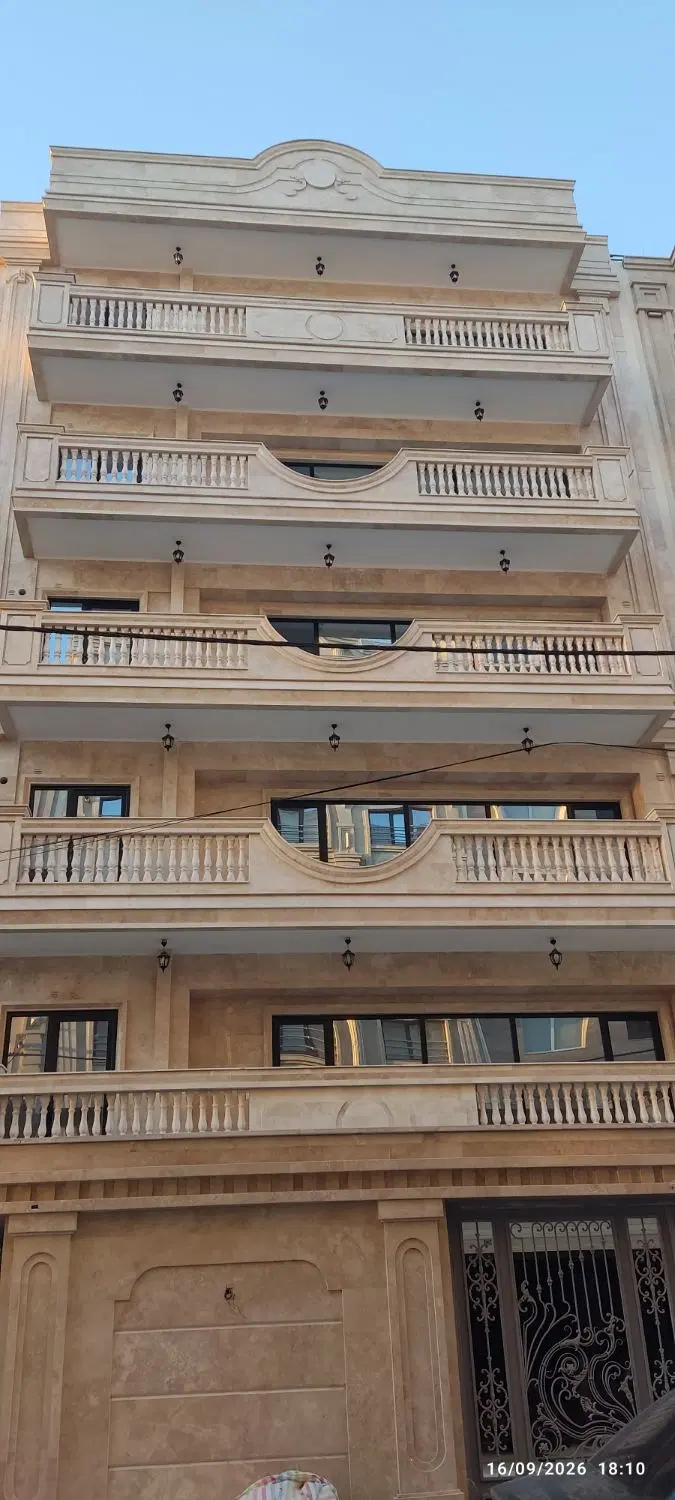فروش ساختمان لوکس سپهر صادرات 195متر
