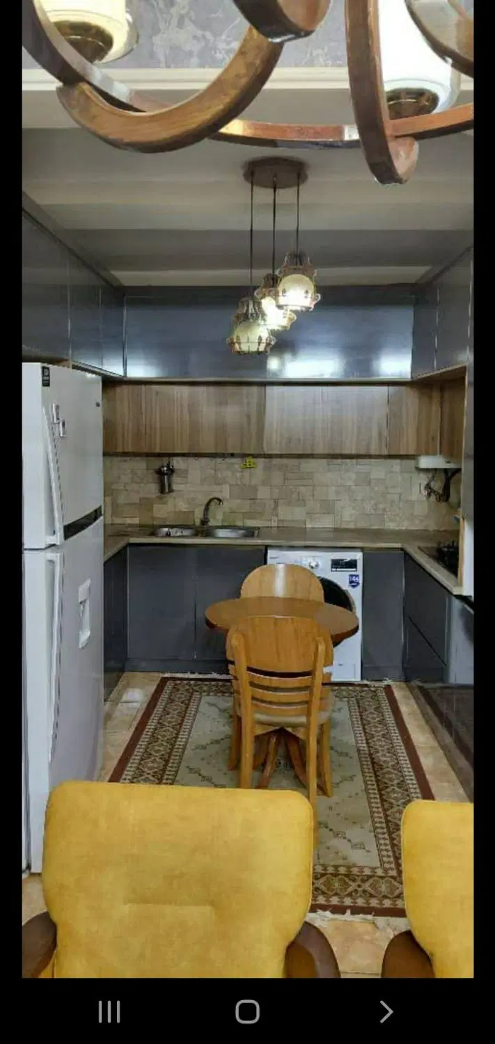 فروش آپارتمان ۸۱ متره صنعتی ساز مدیران