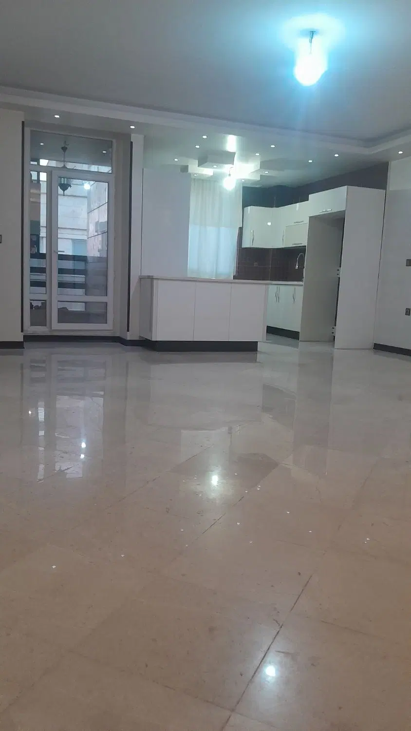 ۹۵ متر ۲ خواب فول امکانات  سالحیان