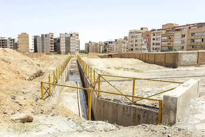 زمین 300 متری فروشی