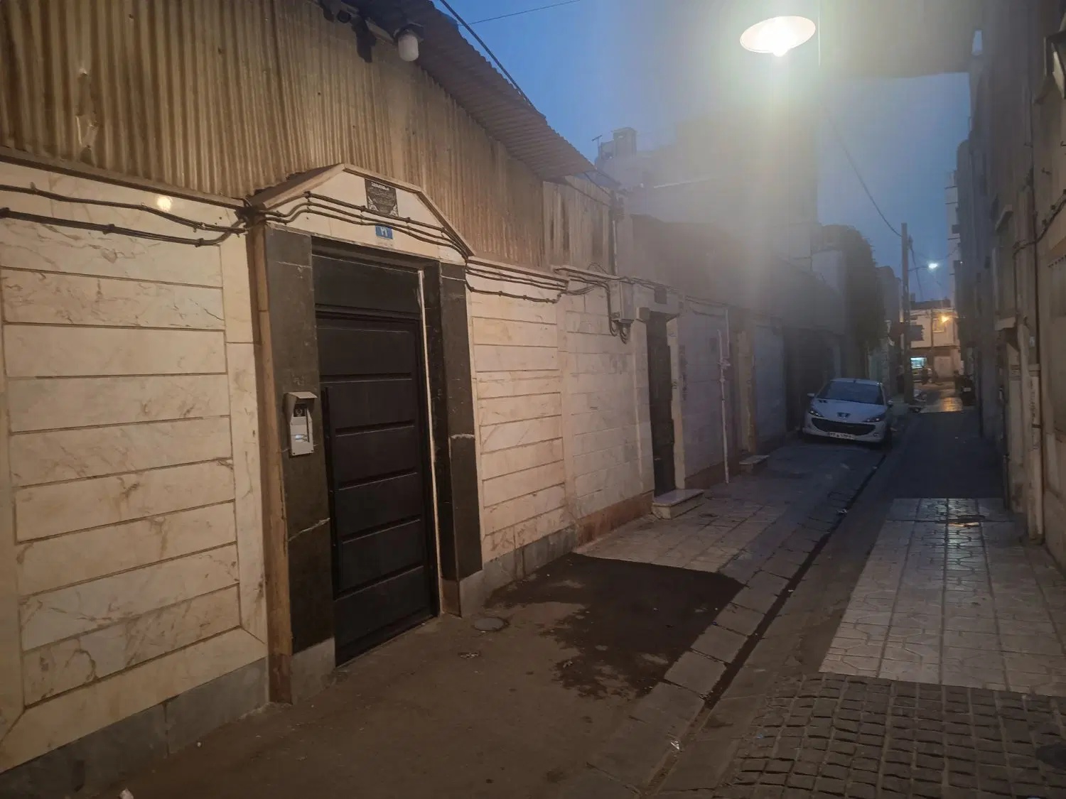 ملک کلنگی زمین قابل سکونت