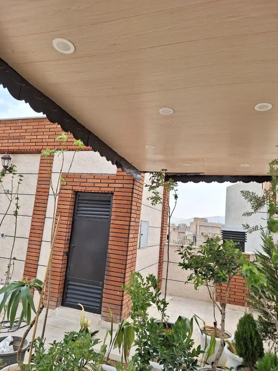 فروش آپارتمان سه خواب لوکس تک واحد در پیروزی