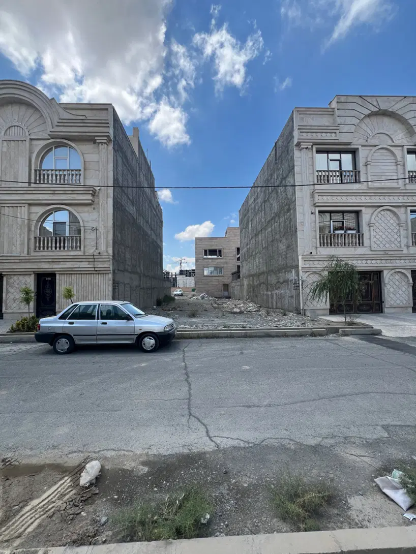 پرهام وحدت خالقِ کارشناسی  زمین فاز۵ اندیشه